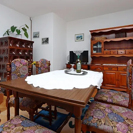 Apartment By The Sea Klenovica, Novi Vinodolski - 5516